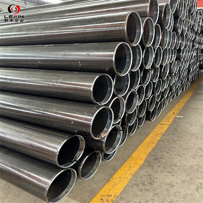 ASTM A53 КРЪГЛО КУХО СЕЧЕНИЕ